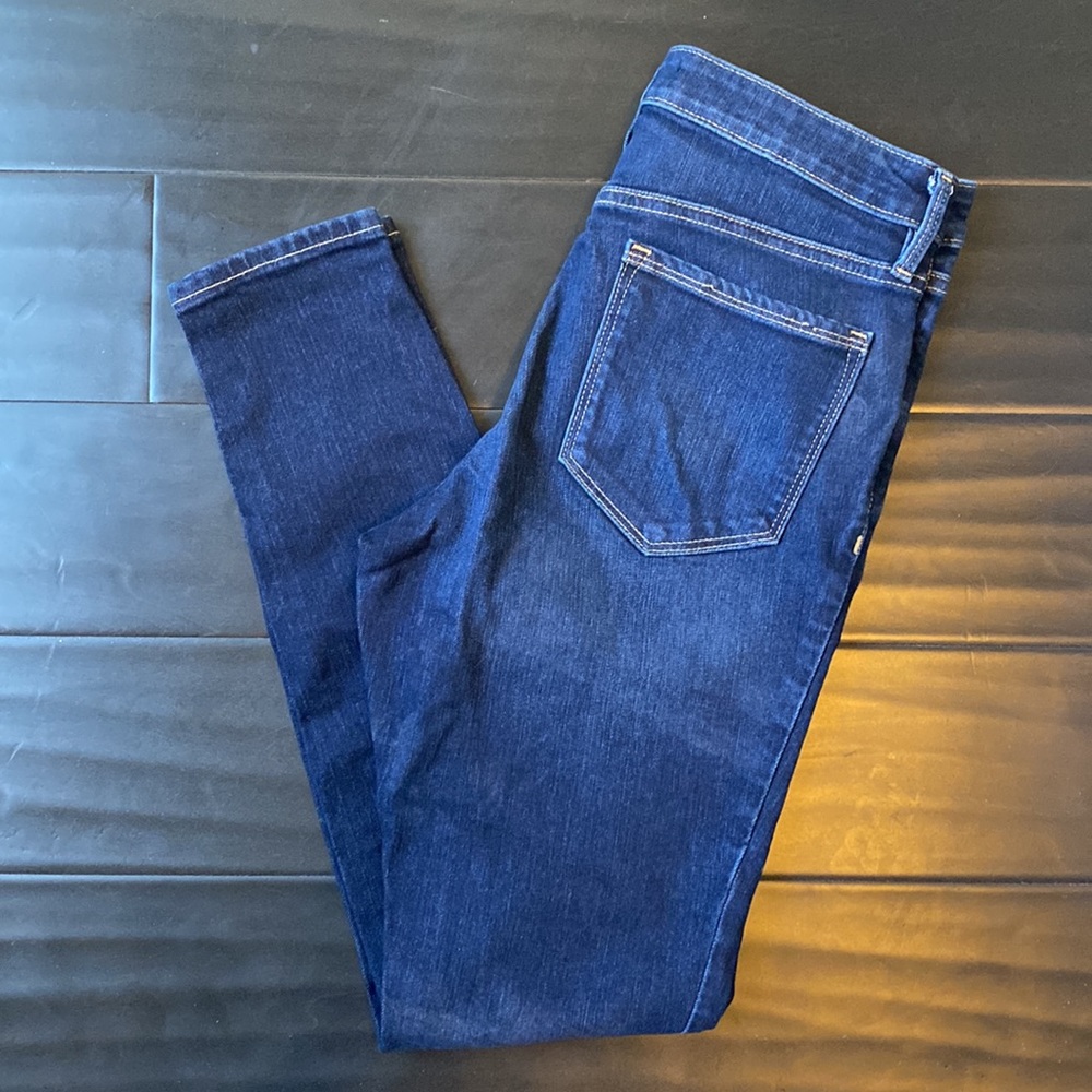 Athleta Dark Wash Skulptek Skinny Jean